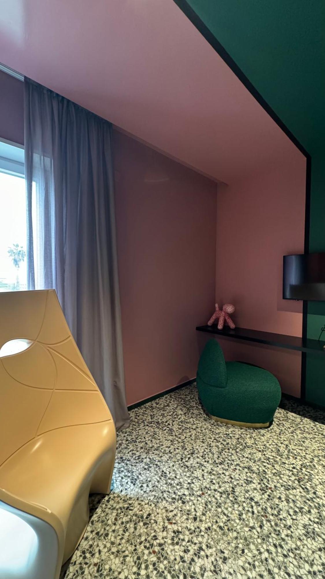 Boutique Nbh Hotel